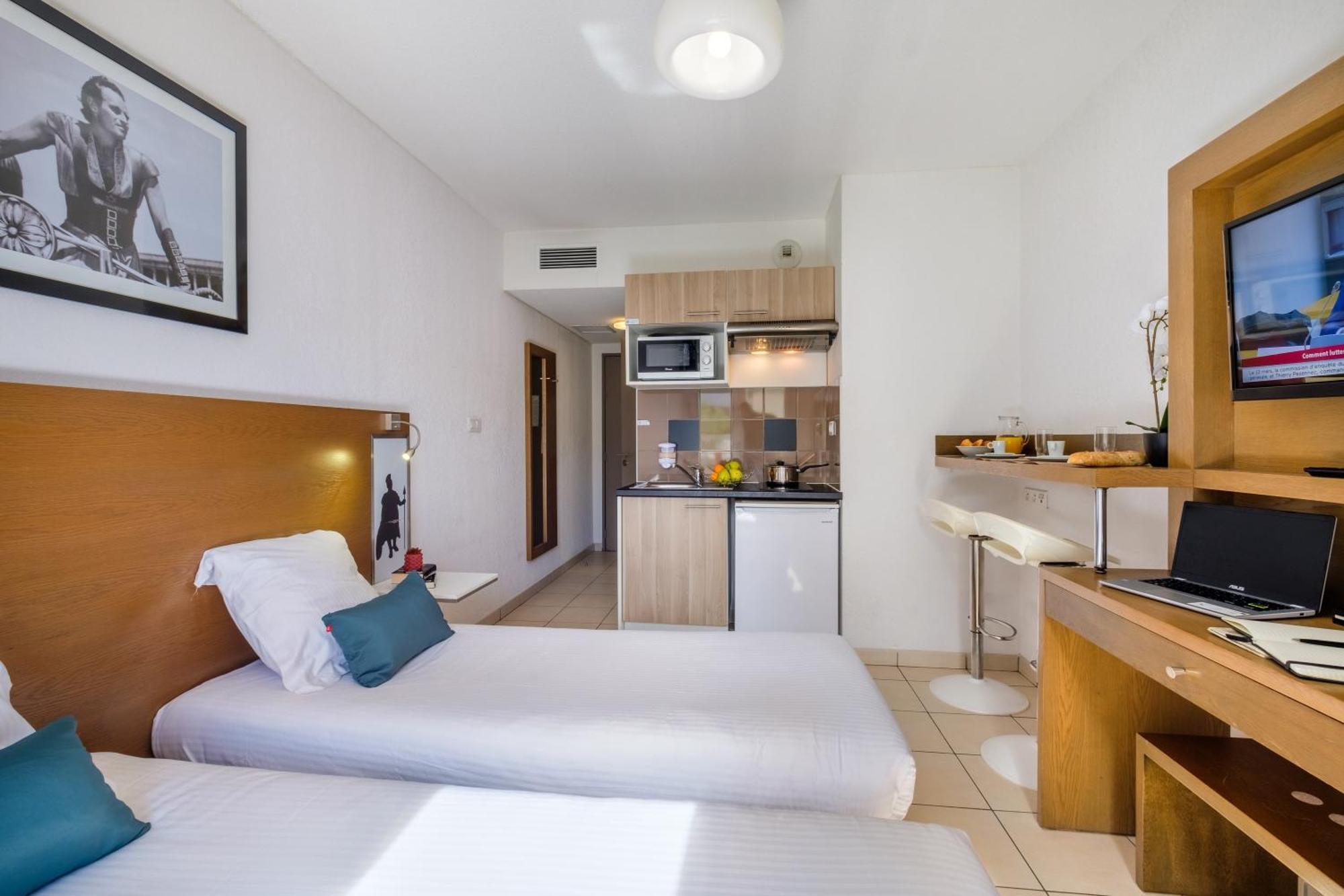 Comfort Aparthotel Antibes Le Maestria Exterior photo