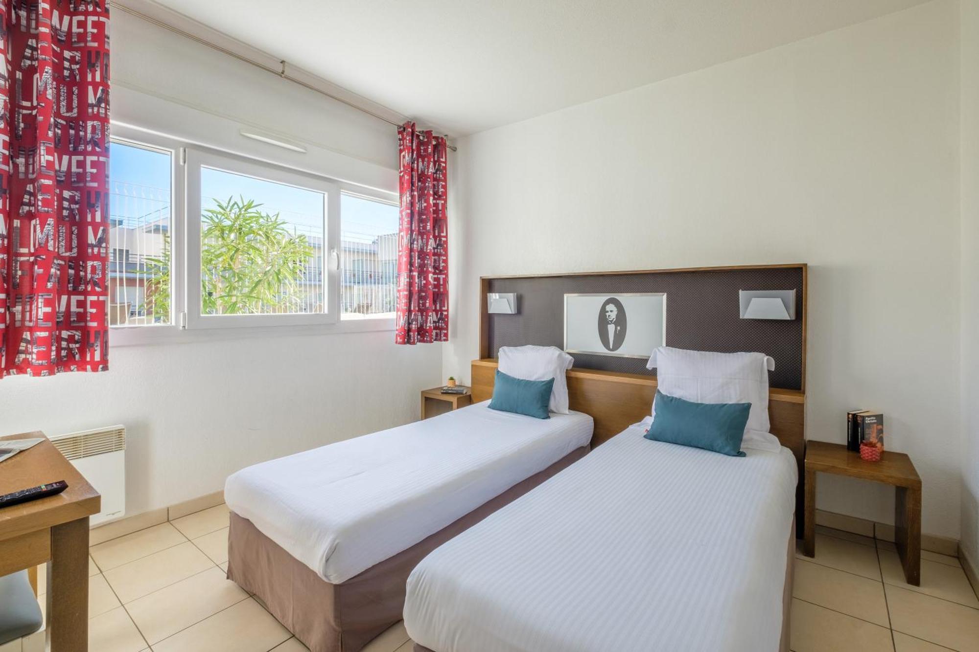 Comfort Aparthotel Antibes Le Maestria Exterior photo